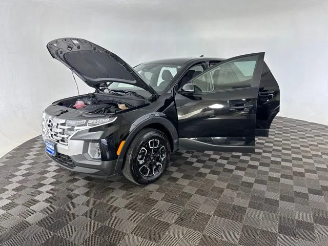 Used 2024 Black Hyundai SEL image 12
