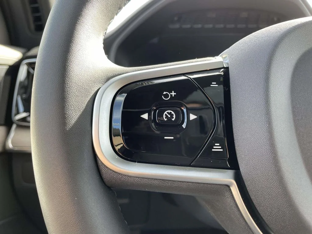 New 2026 Crystal White Volvo Plus image 13