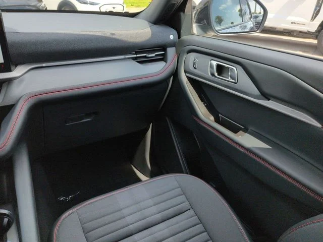 New 2026 Vapor Blue Metallic Ford ST-Line image 17