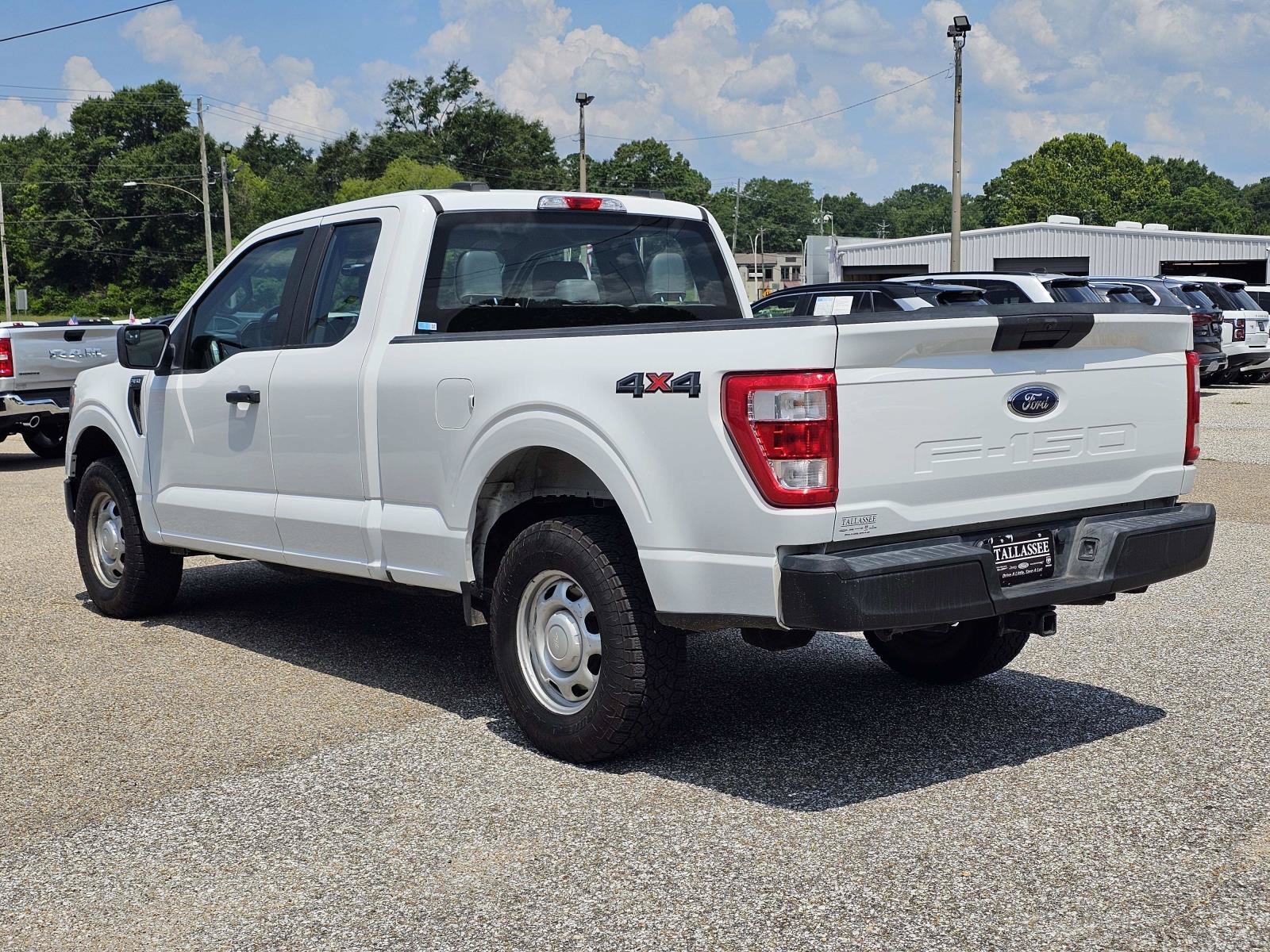 Used 2021 White Ford XL image 12