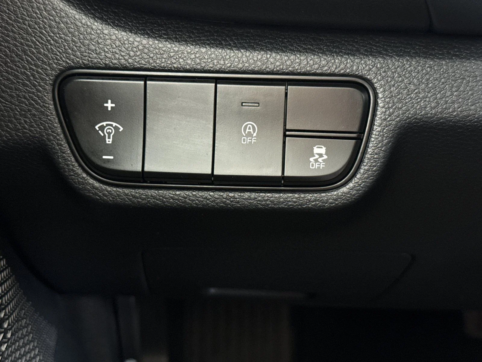 New 2026 White Kia EX image 30