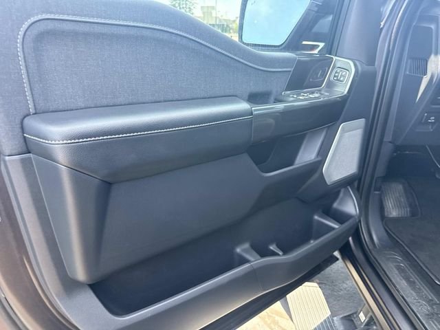 Used 2022 Agate Black Metallic Ford Lariat image 19