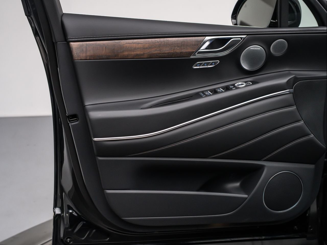 New 2026 Vik Black Genesis 3.5T PRESTIGE image 27