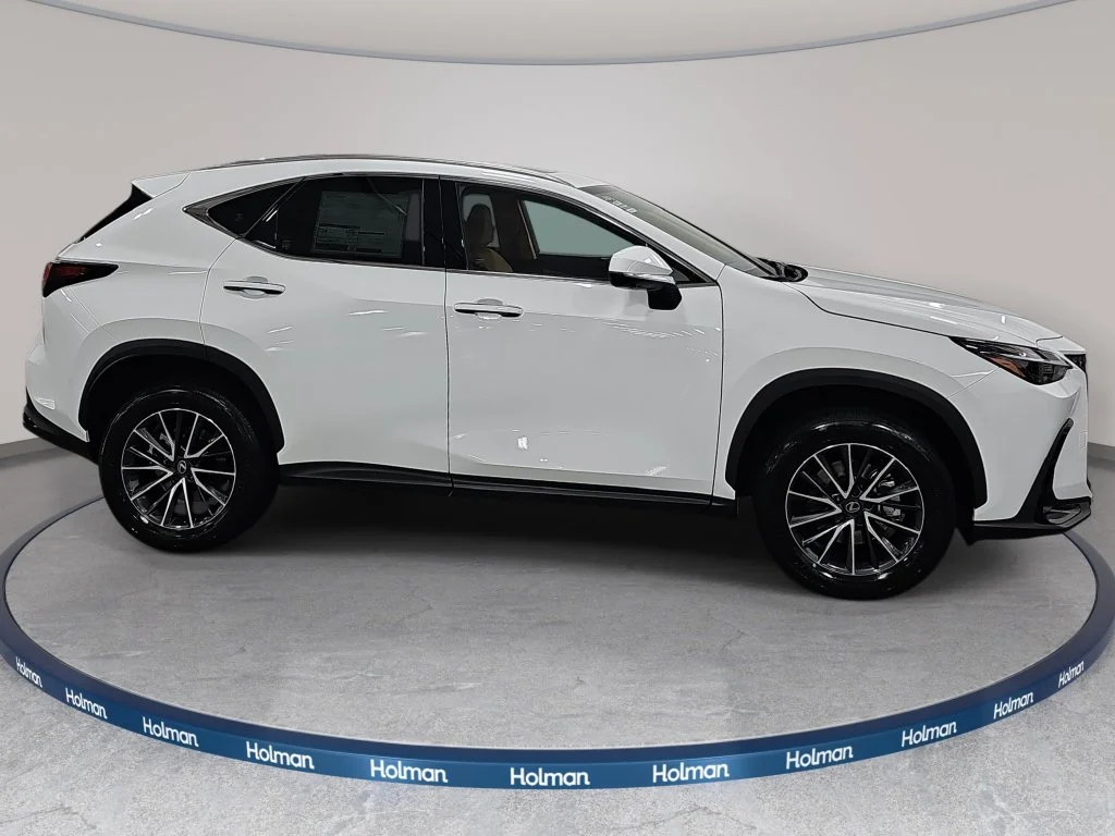 New 2026 Ultra White Lexus PREMIUM image 4