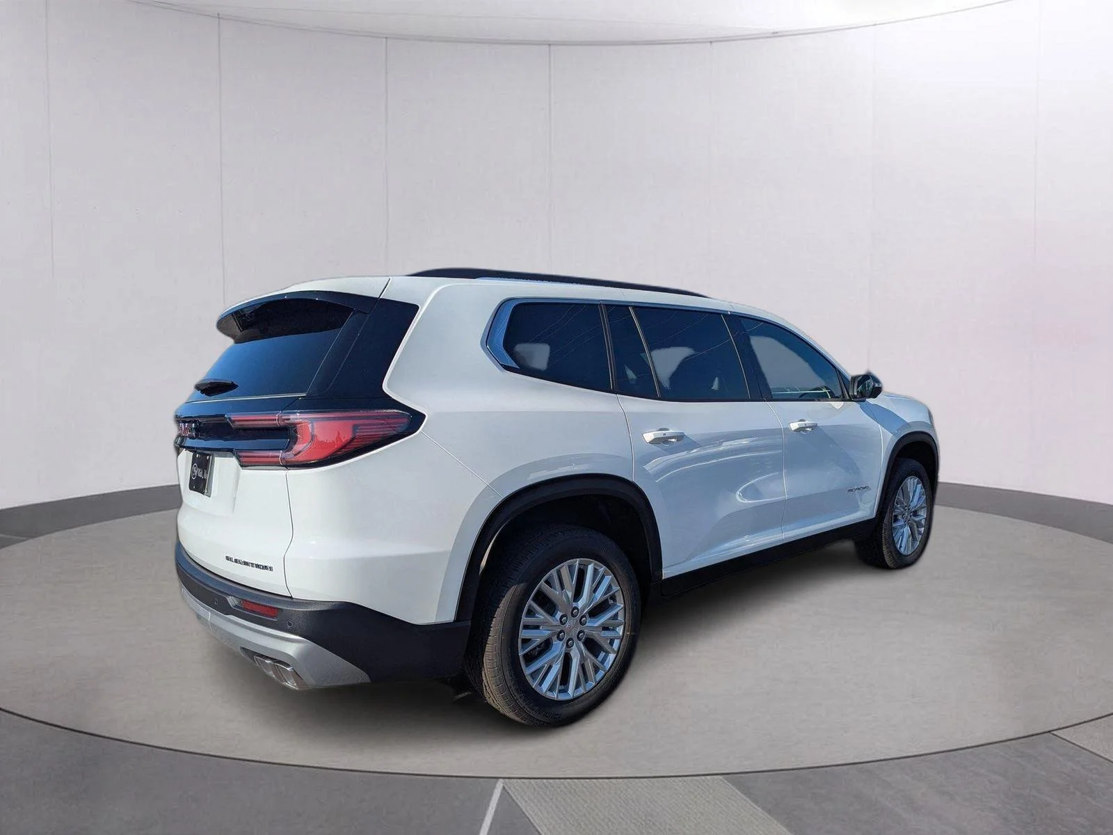 New 2026 Summit White GMC Elevation image 3