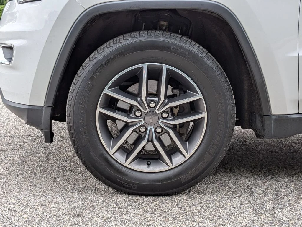 Used 2020 White Jeep Limited image 31