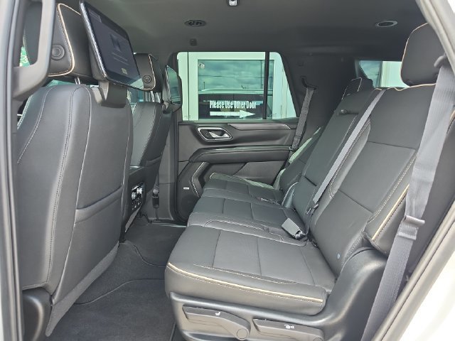 2023 GMC Yukon SLT - Photo 15