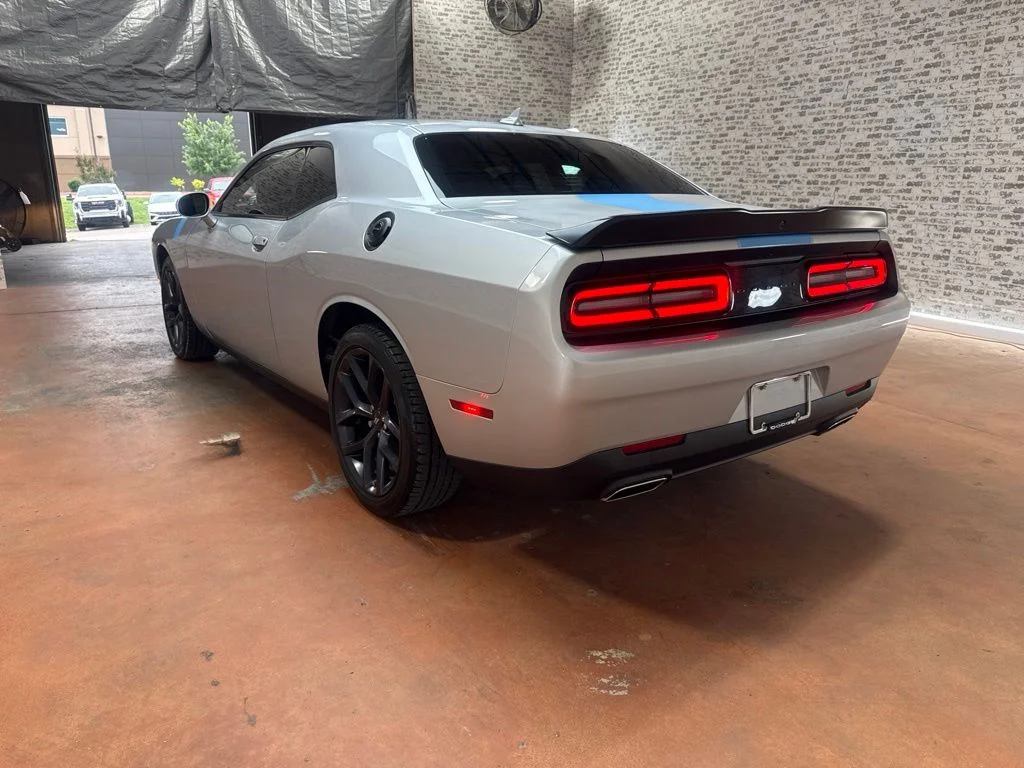 Used 2023 Triple Nickel Clearcoat Dodge SXT image 5