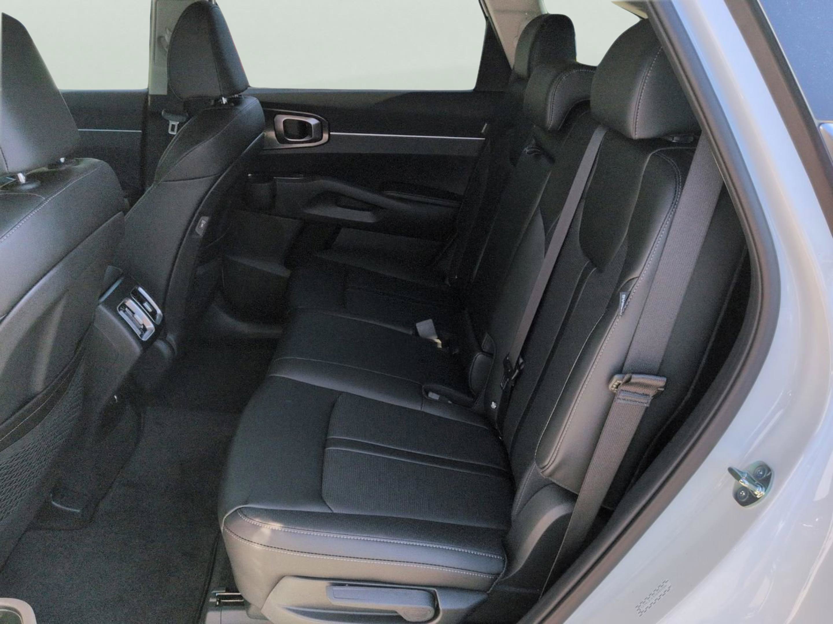 New 2026 Glacial White Kia S image 12