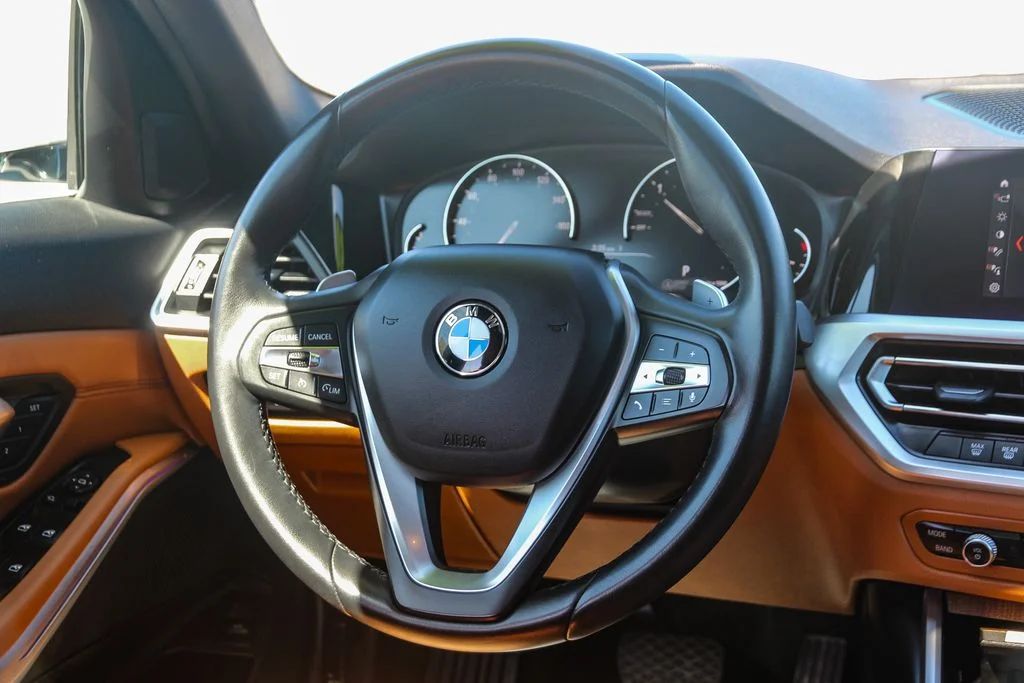 Used 2020 White BMW 330i image 15