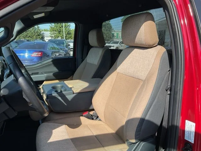 Used 2022 Red Ford XLT image 33