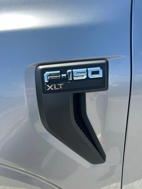 Used 2021 Silver Ford XLT image 8