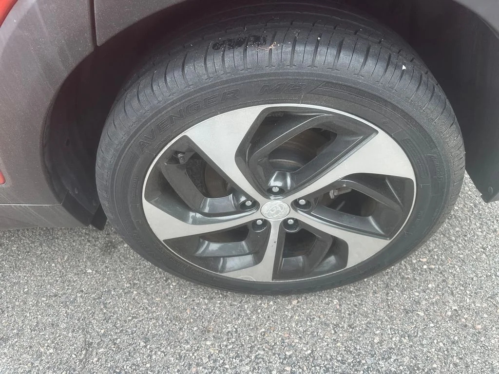 Used 2016 Orange Hyundai Limited image 14