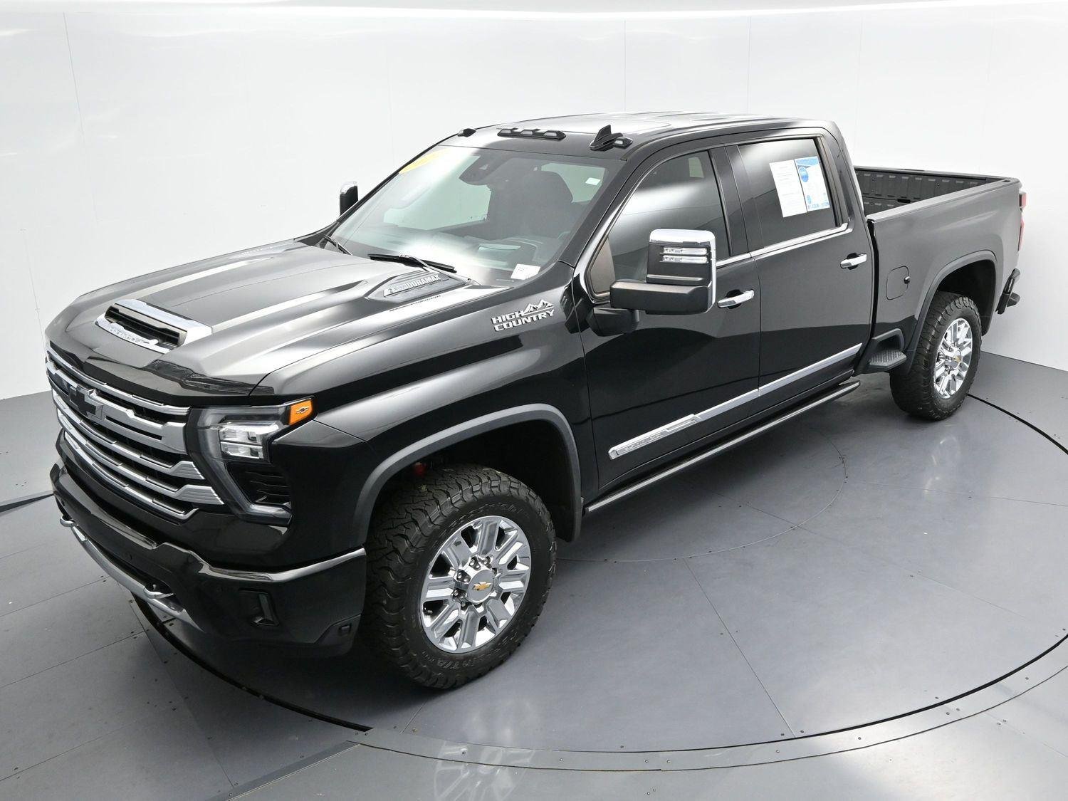 Used 2024 Black Chevrolet High Country image 40