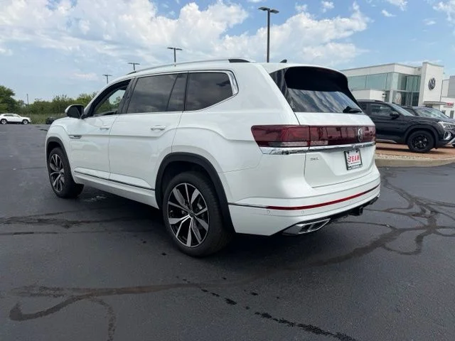 New 2026 Opal White Pearl Volkswagen 2.0T SEL Premium R-Line image 5