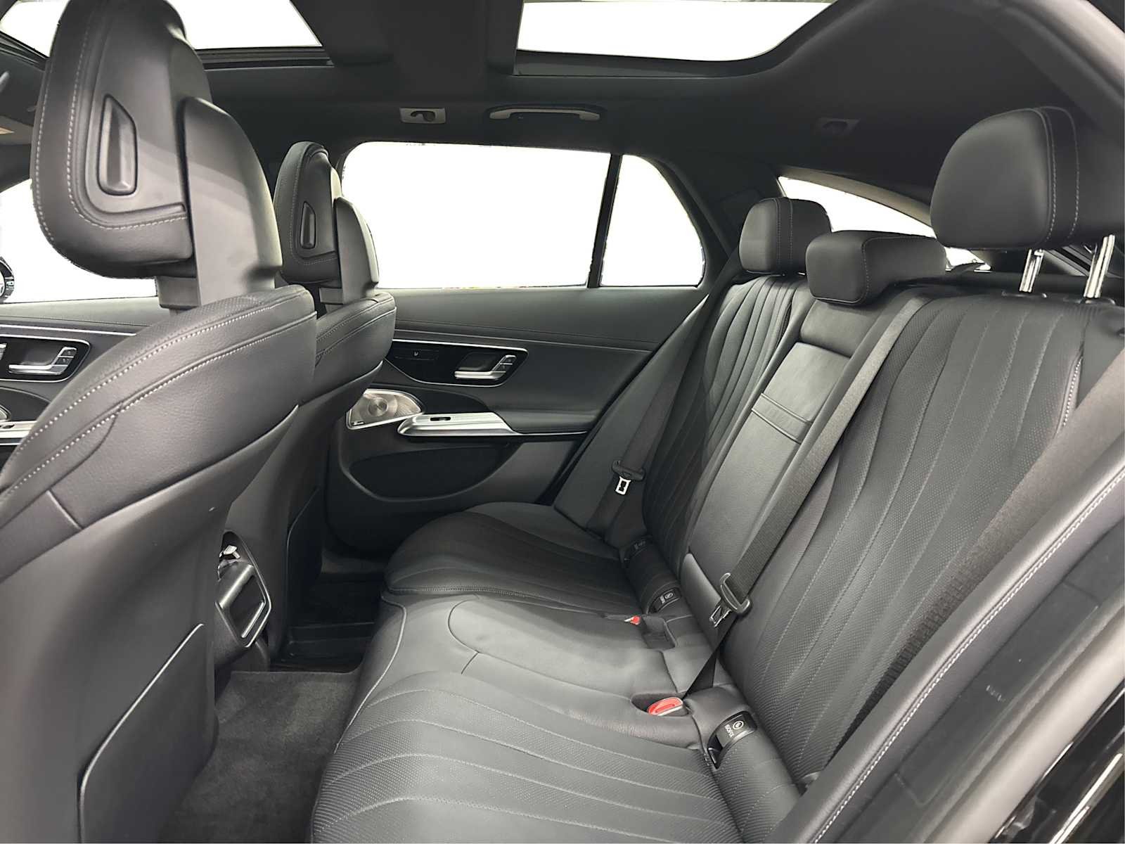 New 2025 Obsidian Black Metallic Mercedes-Benz E 450 image 10