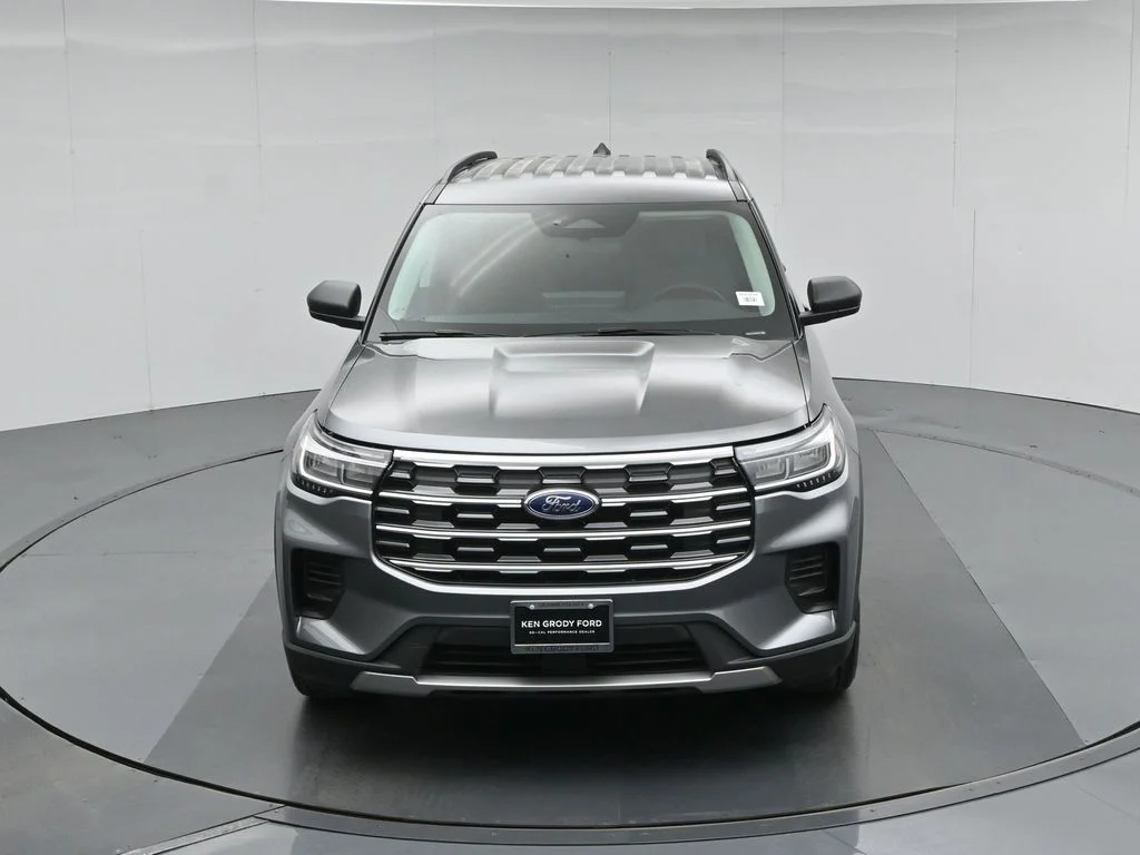 New 2026 Gray Ford Active image 37