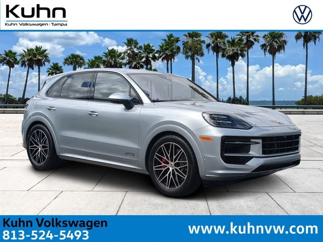 2025 Porsche Cayenne GTS