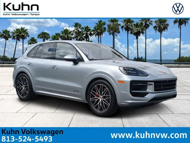 2025 Porsche Cayenne GTS