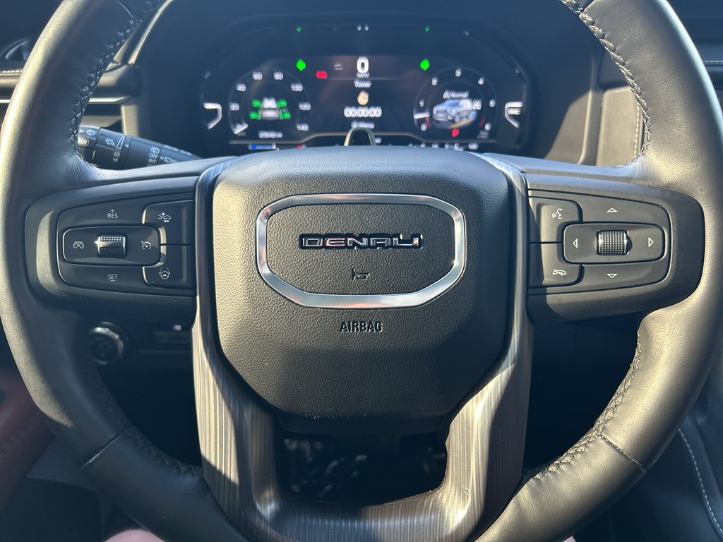 Used 2024 White Frost Tricoat GMC Denali Ultimate image 25