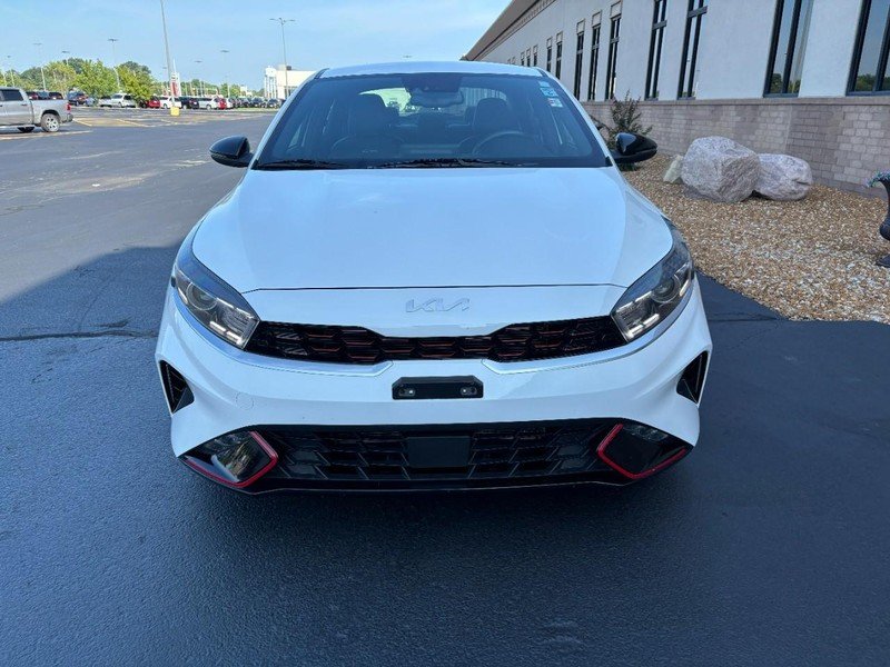 Used 2022 Snow White Pearl Kia GT-Line IVT image 10