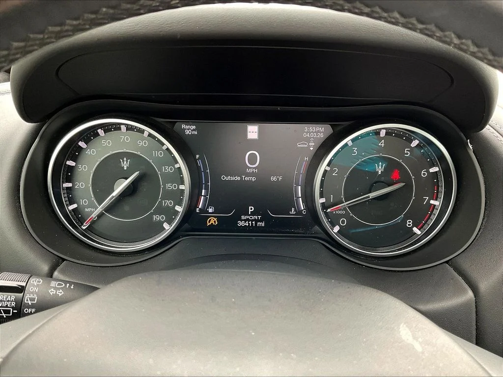 Used 2022 Grigio Maratea Metallic Maserati Modena image 13