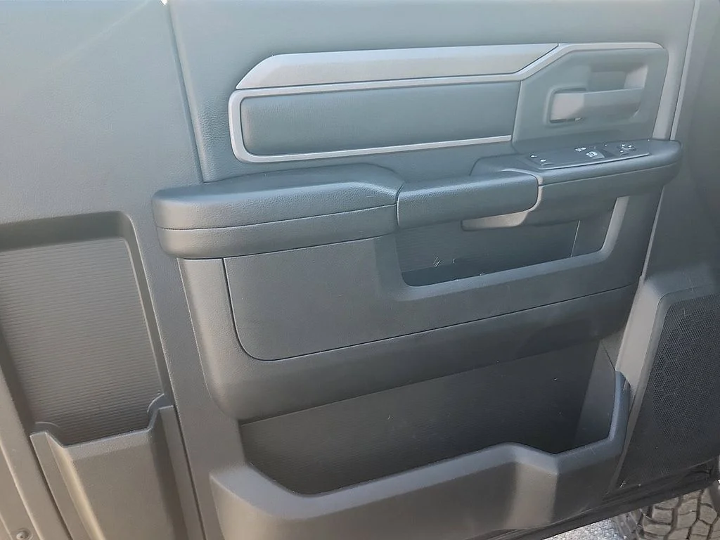Used 2022 Gray Ram Tradesman image 9