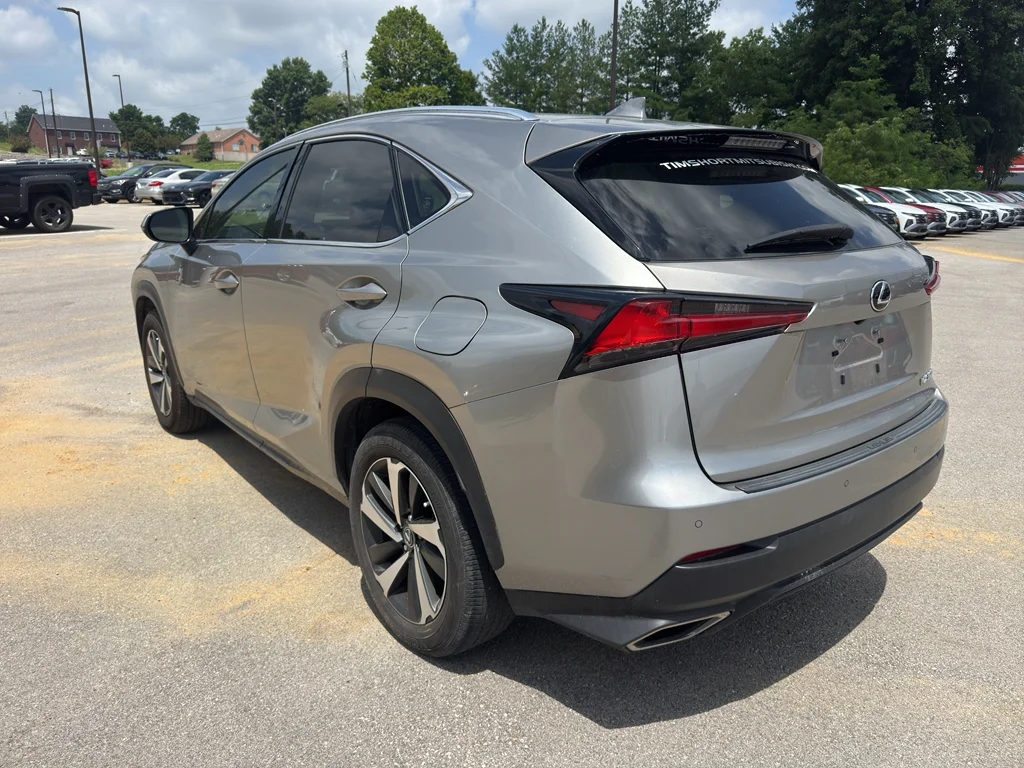Used 2020 Atomic Silver Lexus Base image 7