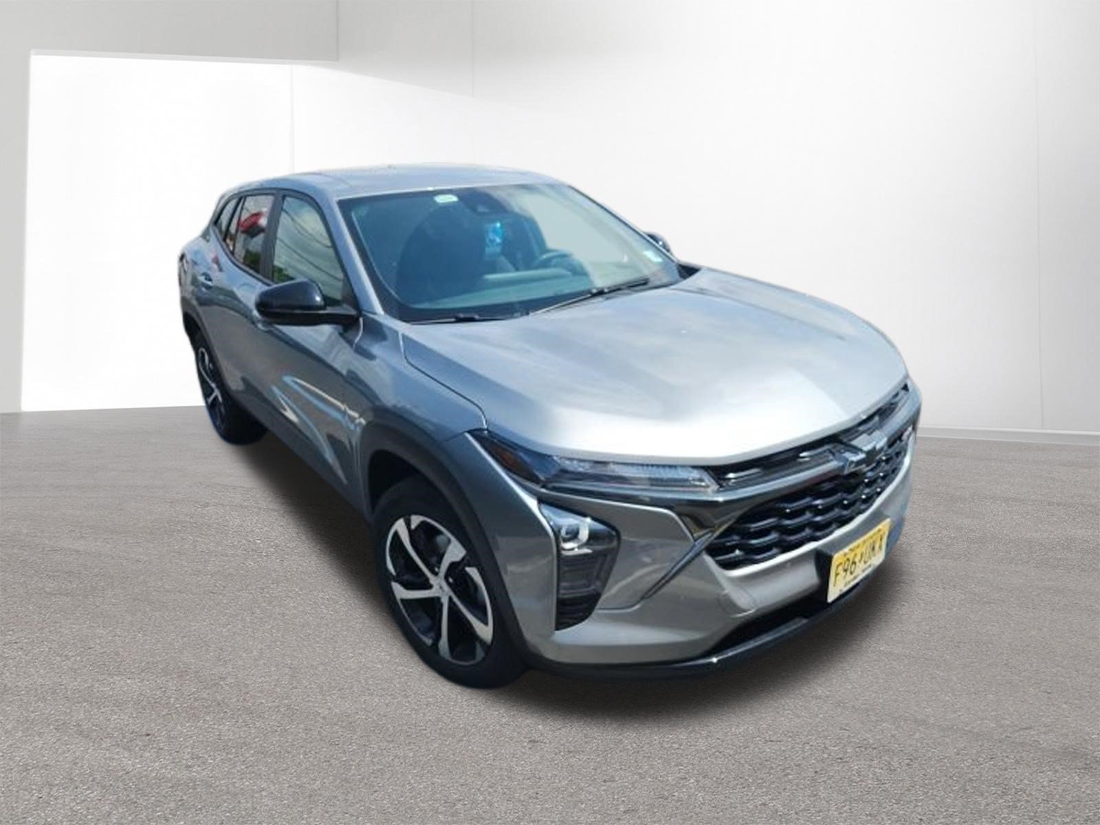 Used 2024 Sterling Gray Metallic Chevrolet 1RS image 2