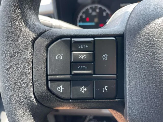 New 2026 Agate Black Metallic Ford XLT image 18