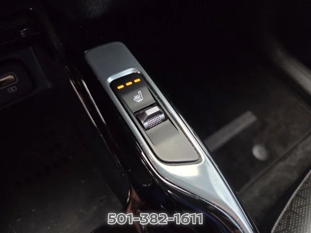 Used 2023 White Kia SX image 29