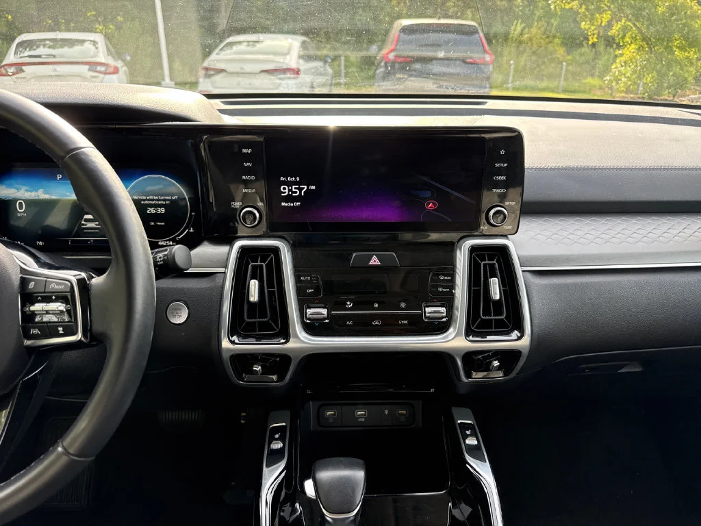 Used 2023 Gray Kia SX image 18