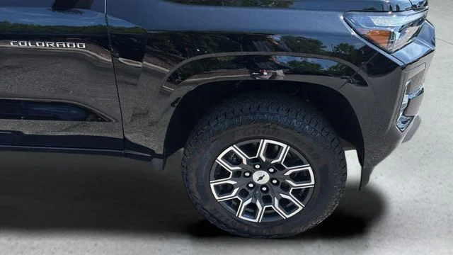Used 2026 Black Chevrolet Z71 image 34