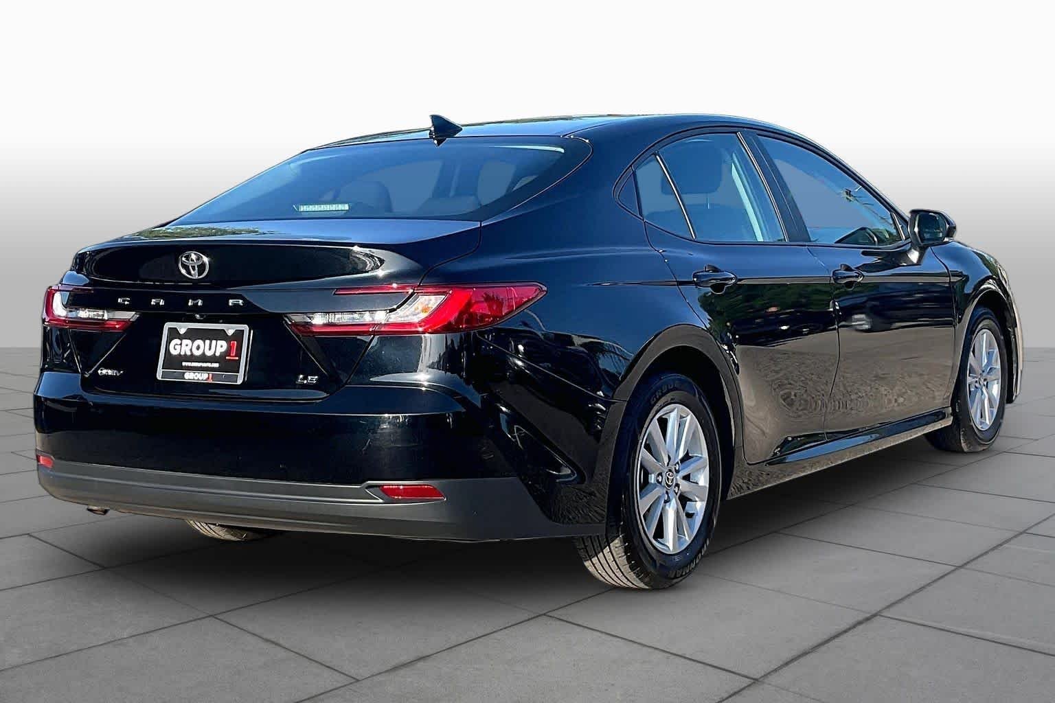 Used 2025 Midnight Black Metallic Toyota LE image 13
