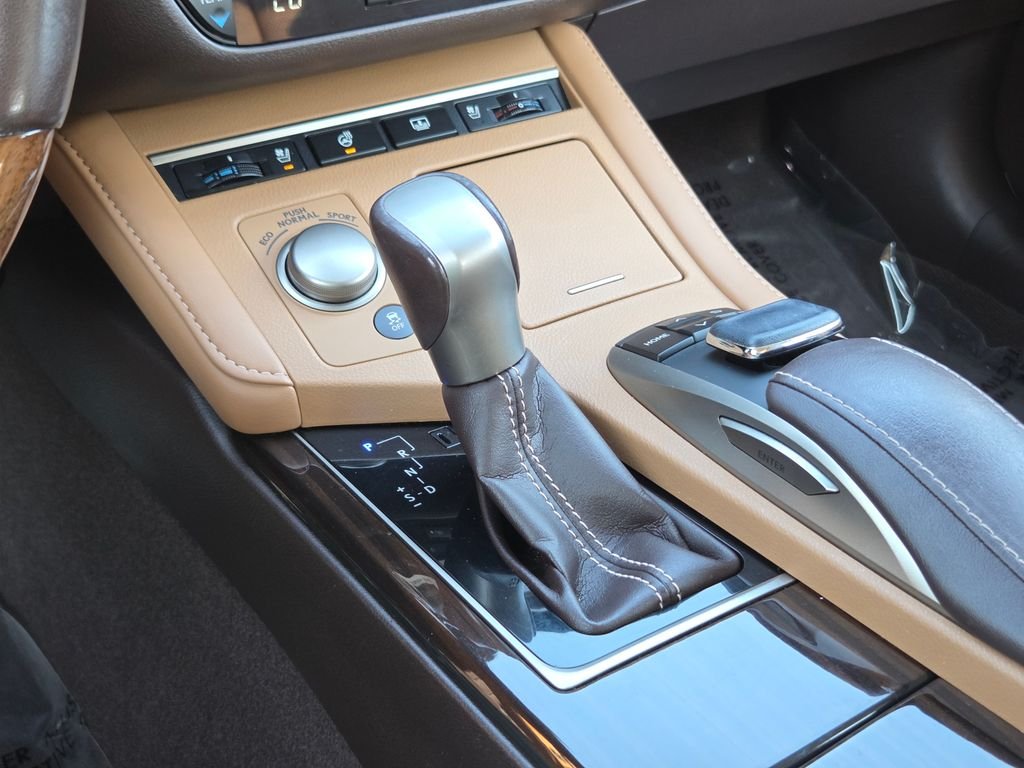 Used 2017 Obsidian Lexus 350 image 37