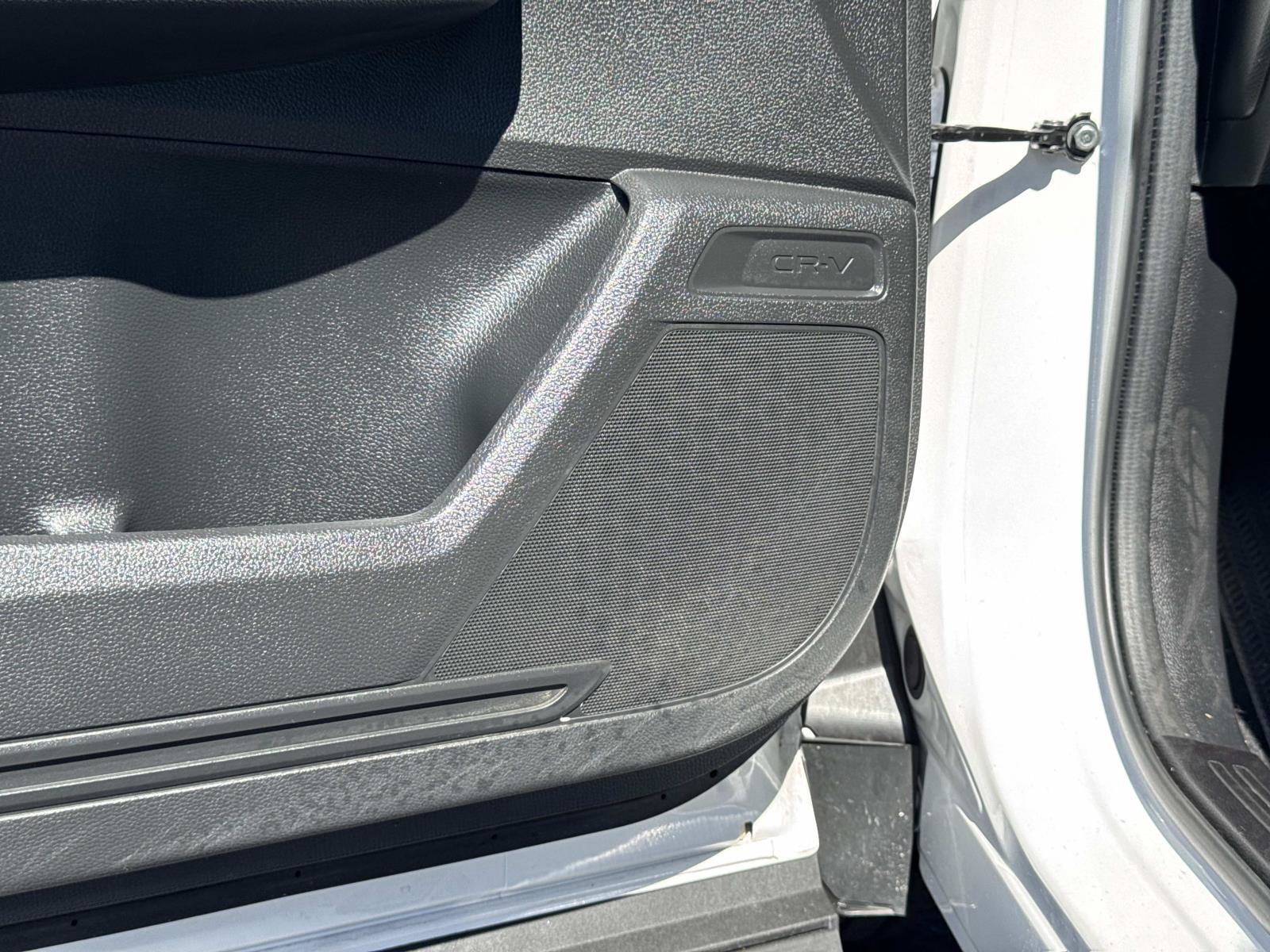 2025 Honda CR-V LX - Photo 21