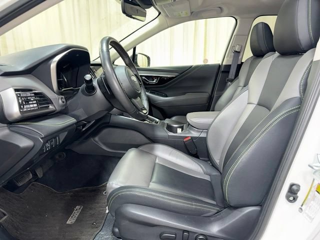 Used 2025 Crystal White Pearl Subaru Onyx Edition image 14