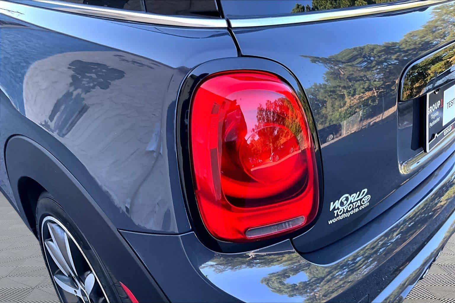 Used 2019 Thunder Grey Metallic MINI Cooper S image 29