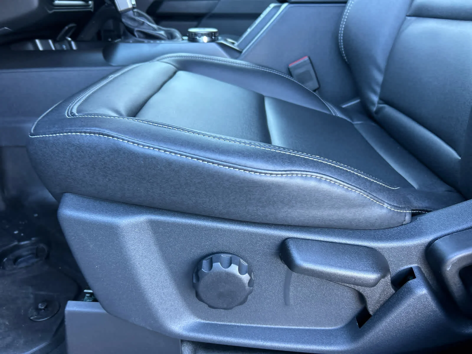 New 2025 Marsh Gray Ford Badlands® image 21