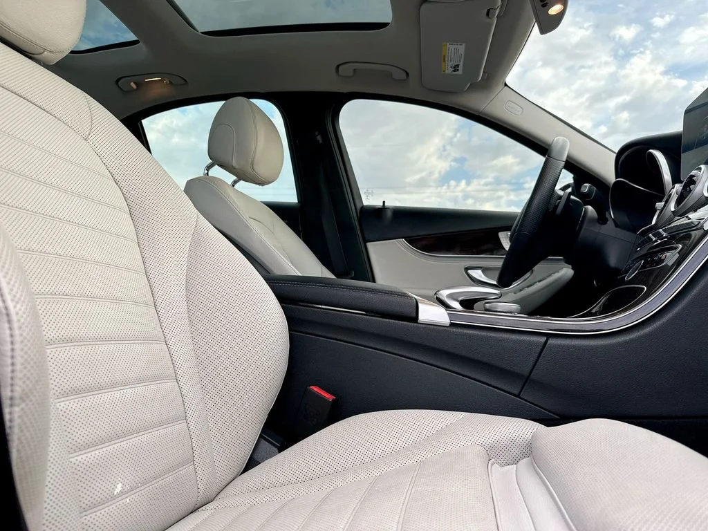Used 2016 Silver Mercedes-Benz C 300 image 13