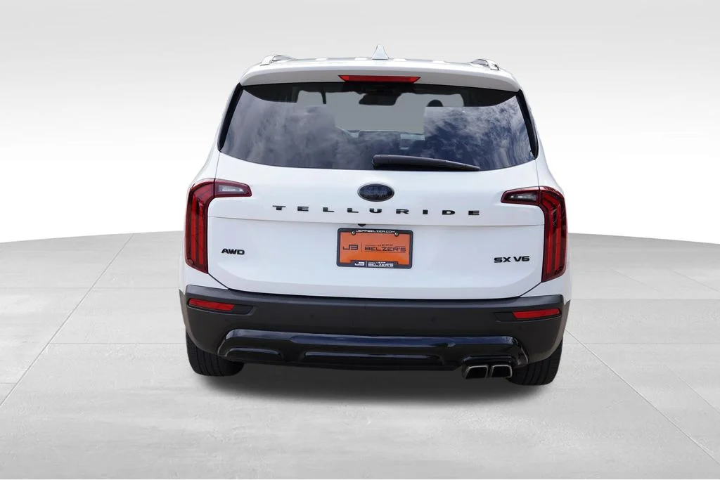 Used 2021 Glacial White Pearl Kia SX image 6