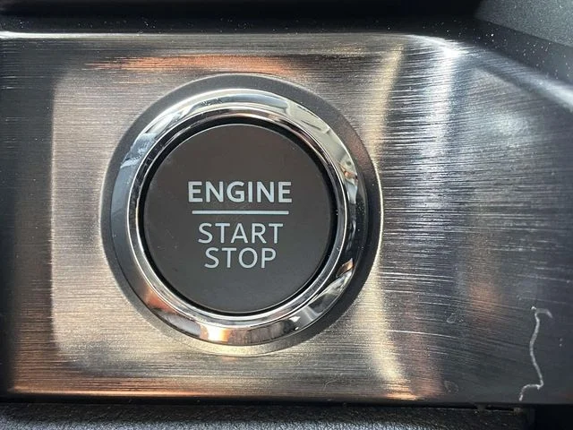New 2026 Avalanche Ford F-250® Lariat® image 25