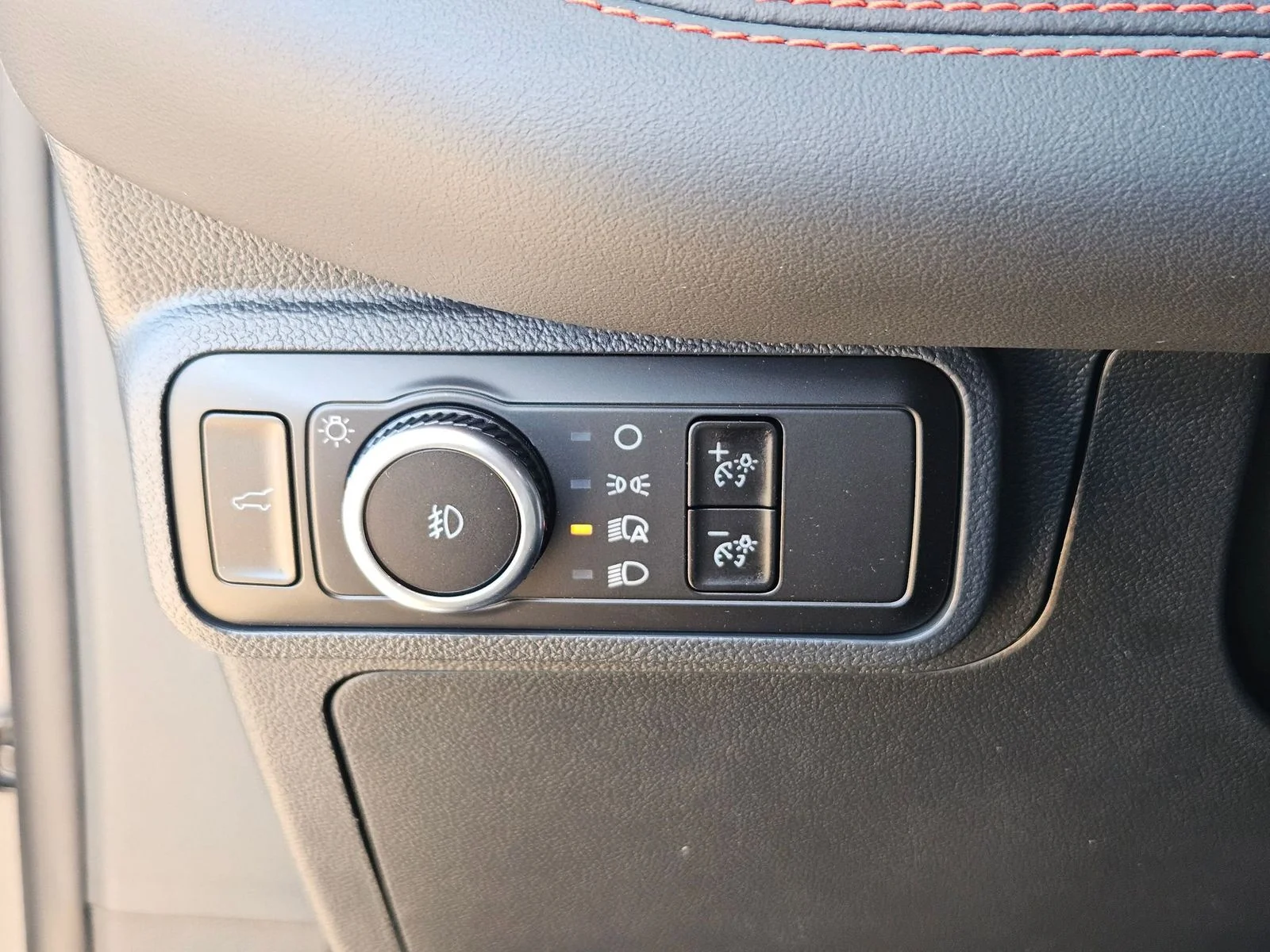New 2026 Carbonized Gray Metallic Ford ST-Line image 16