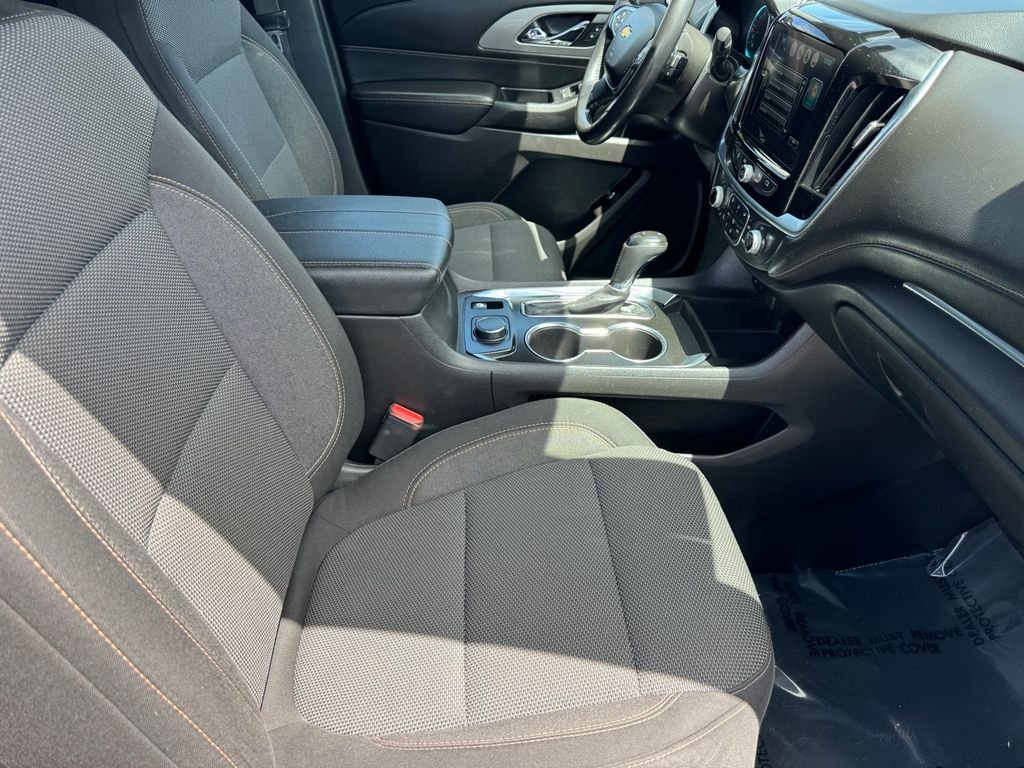 Used 2019 Gray Chevrolet LT image 7