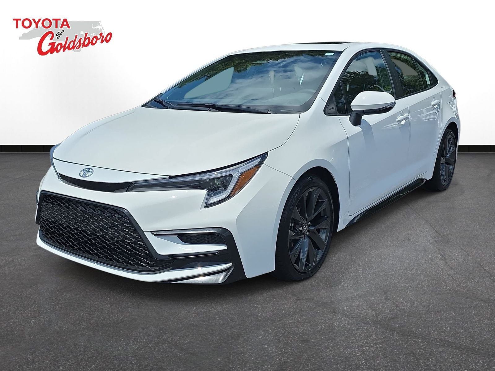 Used 2025 White Toyota XSE image 1