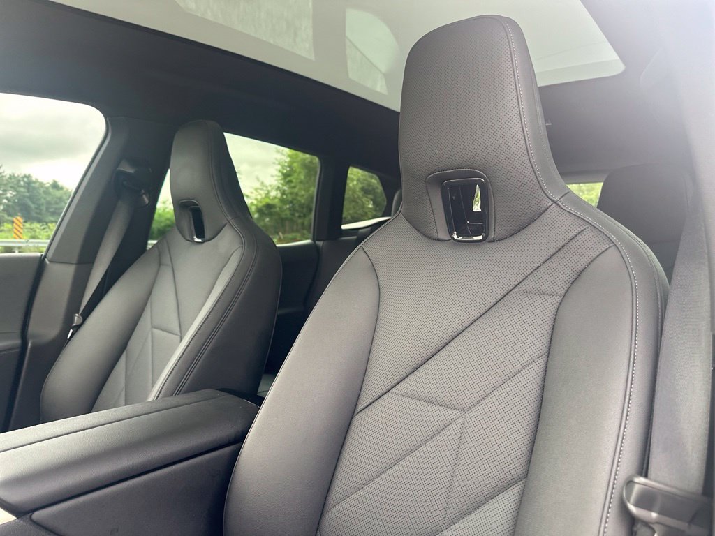 Certified Used 2024 Gray BMW xDrive50 image 19