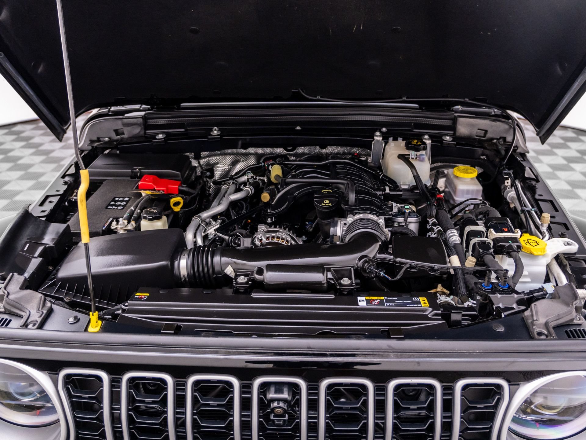 Used 2024 Black Jeep Sahara image 32