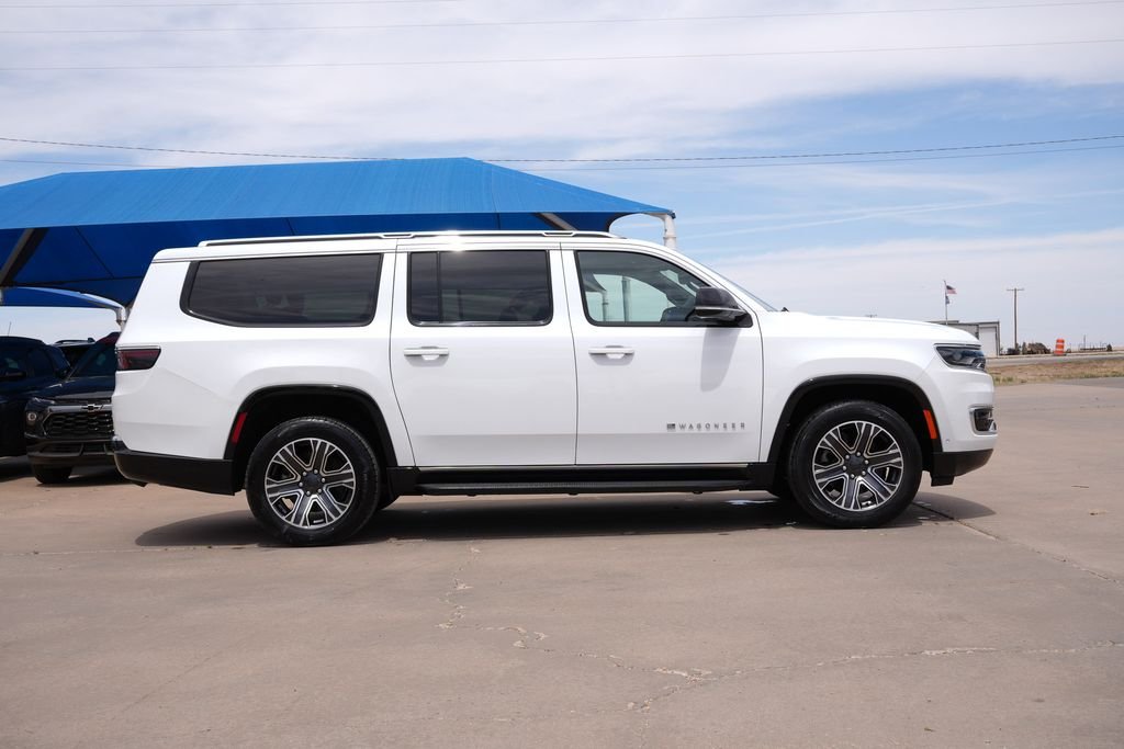 Used 2024 White Jeep Series II image 3