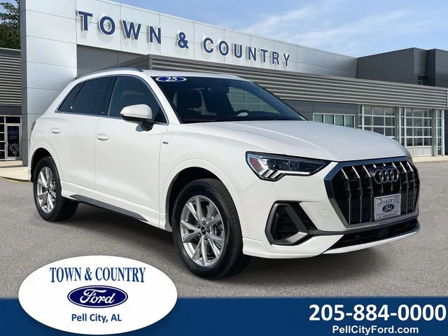 2025 Audi Q3 45 TFSI S Line Premium quattro's photo