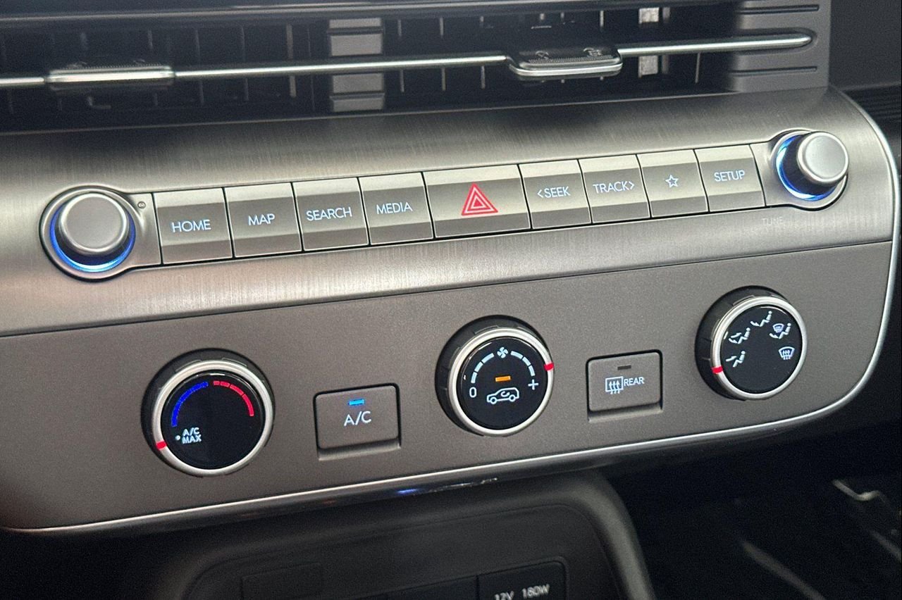 New 2027  Hyundai SE FWD image 19